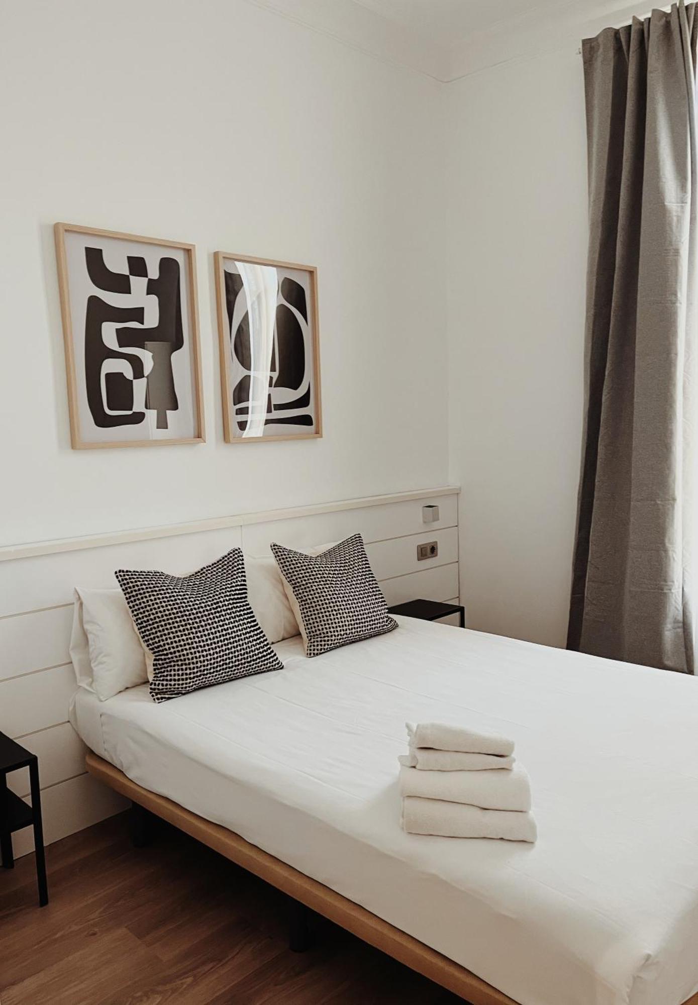 Apartamentos Express By Gaiarooms برشلونة المظهر الخارجي الصورة